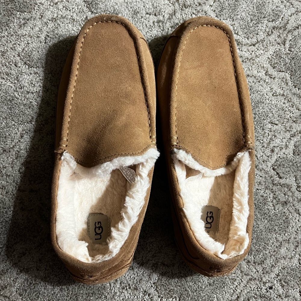 Ugg slippers